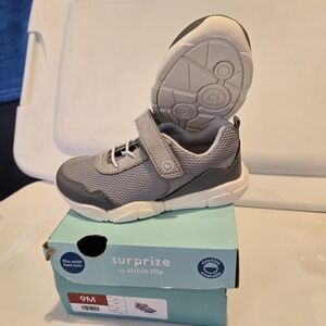 Stride Rite Surprize- Gray Toddler Sneakers- Size 9M